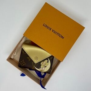 Louis Vuitton Monogram Vivienne Card Holder Pouch Gold